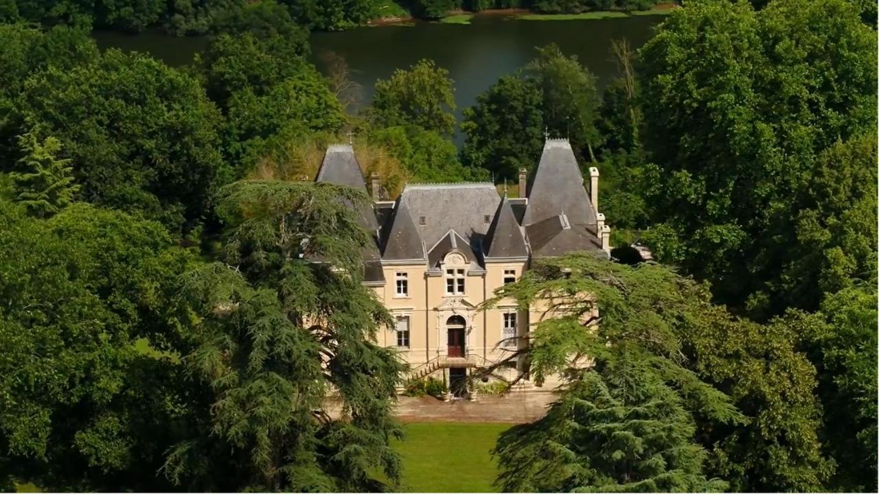 ホテル Chateau Marith - Etablissement Climatise Avec Piscine クレラック エクステリア 写真