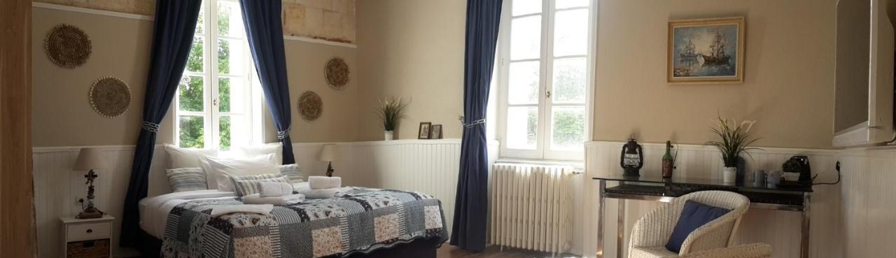 ホテル Chateau Marith - Etablissement Climatise Avec Piscine クレラック エクステリア 写真