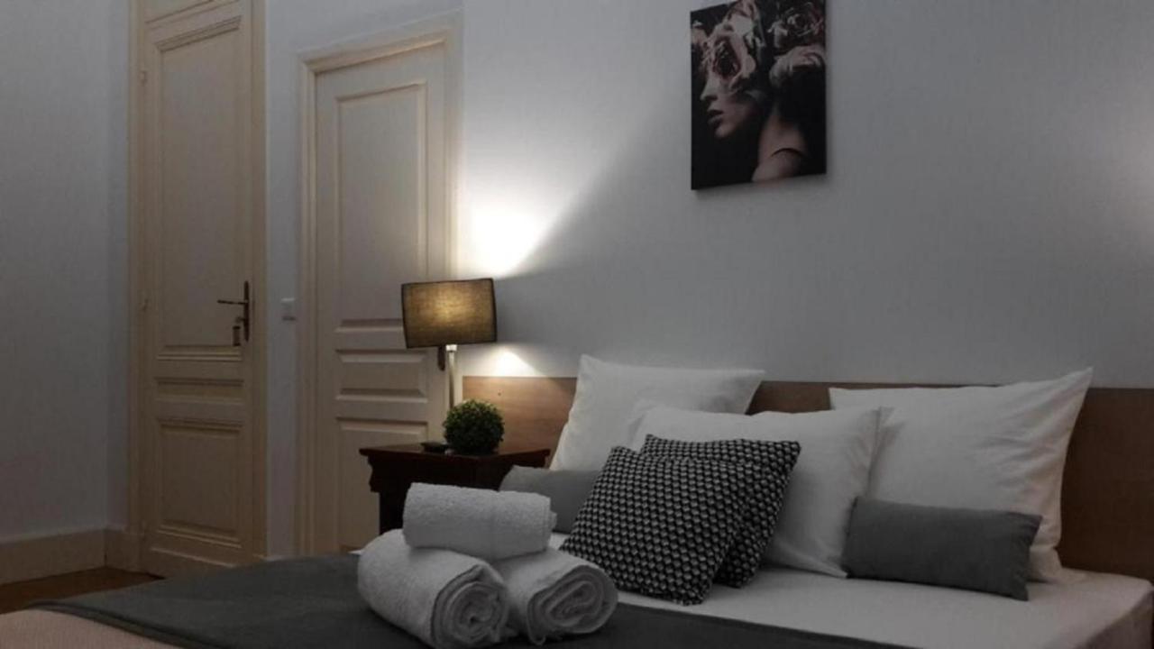 ホテル Chateau Marith - Etablissement Climatise Avec Piscine クレラック エクステリア 写真