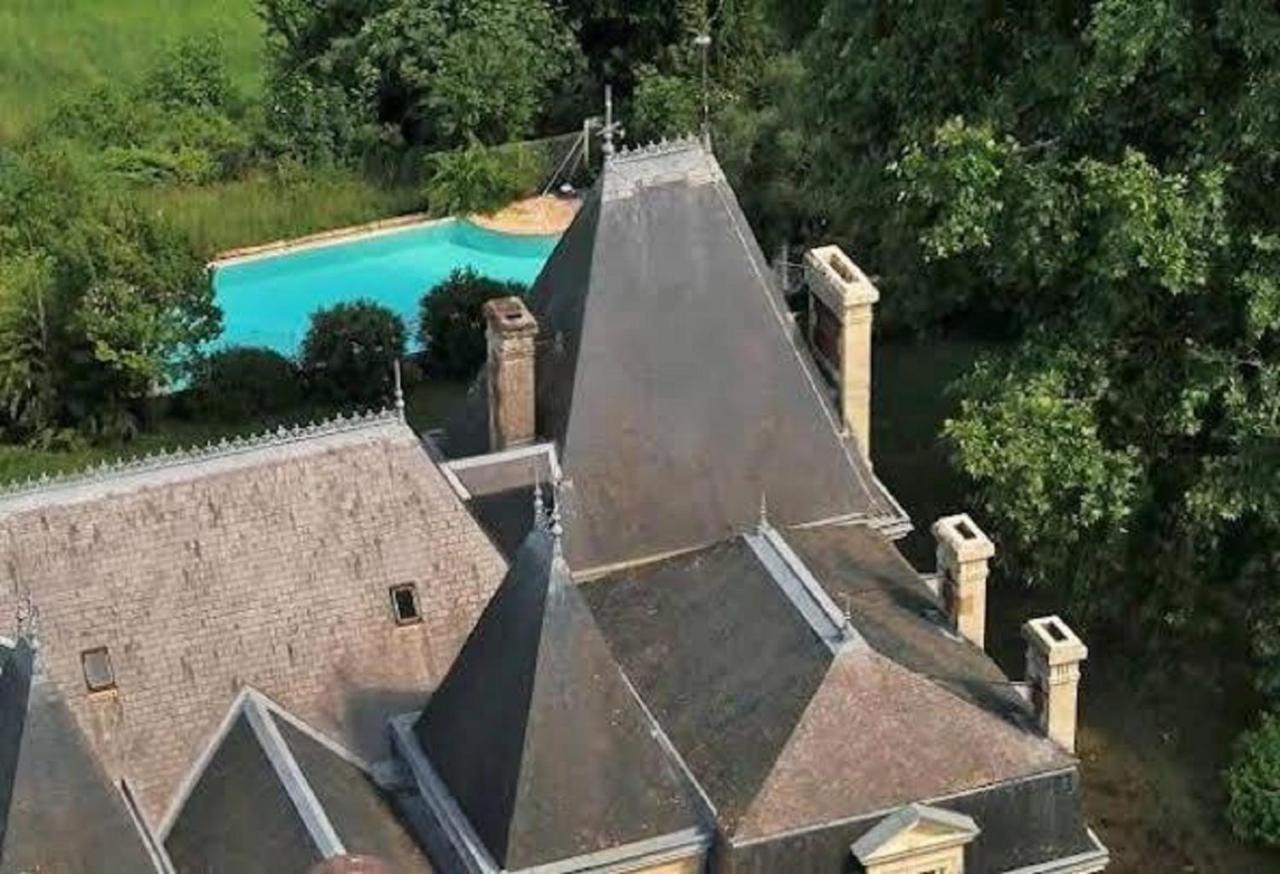 ホテル Chateau Marith - Etablissement Climatise Avec Piscine クレラック エクステリア 写真
